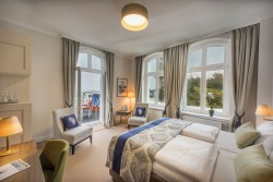 Zi106(Panorama-Terrassen-Doppelzimmer)(5).JPG Zi106(Panorama-Terrassen-Doppelzimmer)(5).JPG