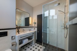 Zi110(StandardDoppelzimmer)(2).JPG Zi110(StandardDoppelzimmer)(2).JPG
