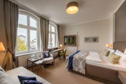 Zi110(StandardDoppelzimmer)(4).JPG Zi110(StandardDoppelzimmer)(4).JPG